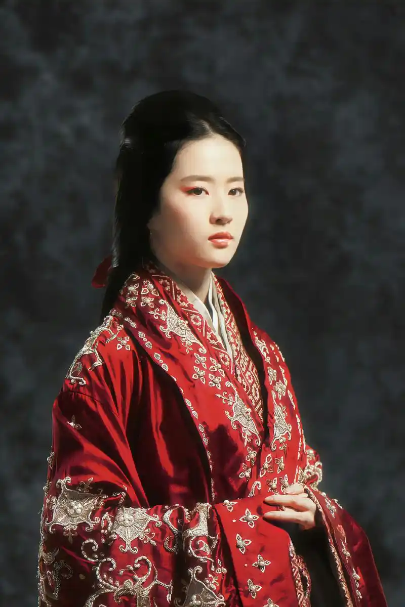 刘亦菲皇后凤袍