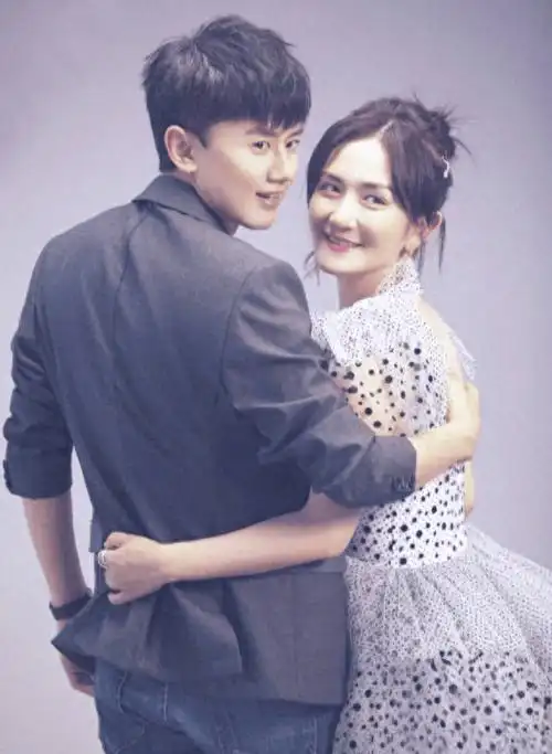 张杰谢娜携孩子出游迪士尼与其关注私生活不如看场张杰演唱会