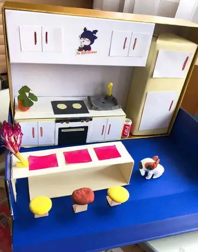 《纸盒变家具》~青岛53中基础学部二年级第六周美术网络学习优秀作业