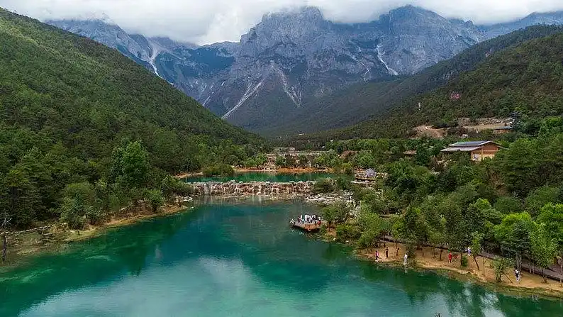 蓝月谷图片_蓝月谷高清图片_全景视觉