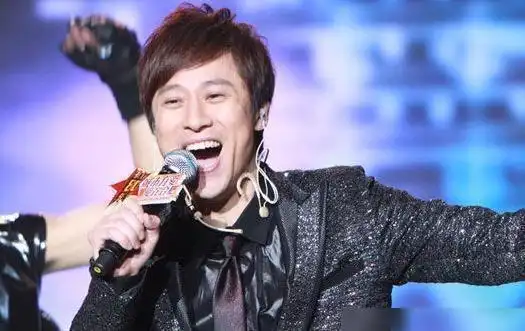 52岁解晓东凭今儿真高兴爆红今消失多年怎样了