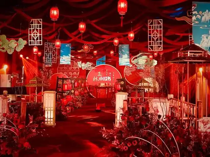 中式婚礼现场今天新鲜出炉呢