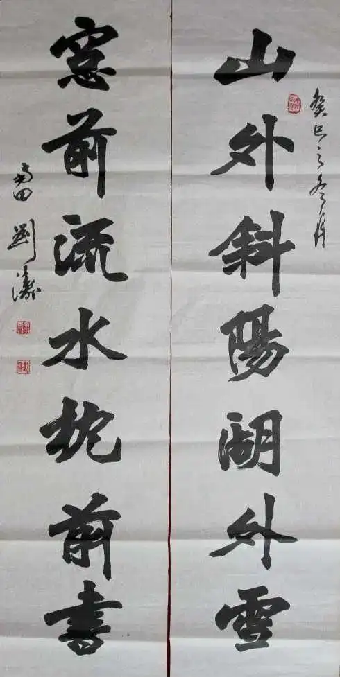 刘涛真是才女,人美字秀,书法端庄严谨,稳重典雅,有书法家水准