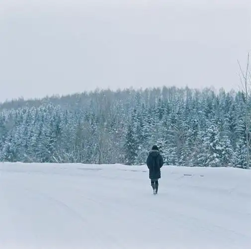 如何给女朋友拍一组好看的雪景照