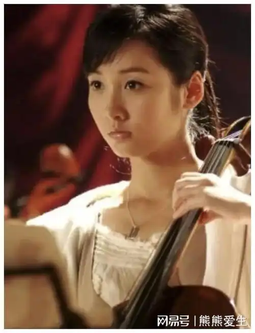 41岁马苏素颜惊艳全网美颜滤镜都自愧不如