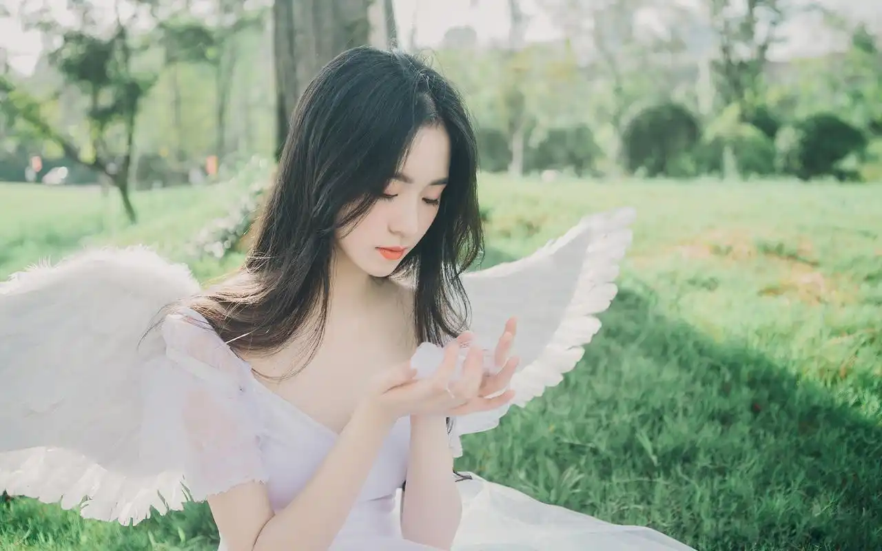 日系清纯小仙女唯美高清桌面壁纸