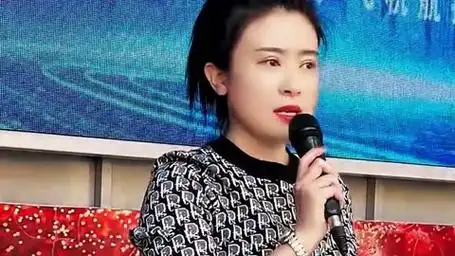 陕北歌手凤凤演唱《撂不下个你》