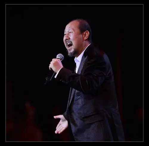 腾格尔饶城激情演唱