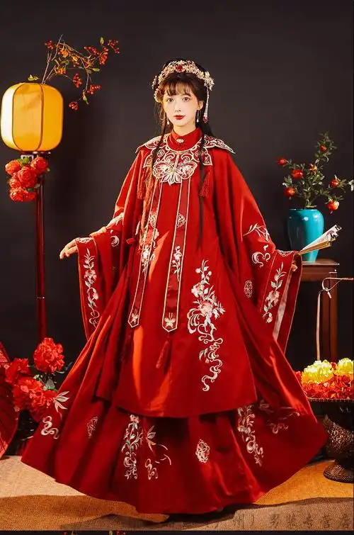 过年穿的汉服女明制长衫云肩花嫁重工婚服刺绣秋冬古装中国风古装拜年