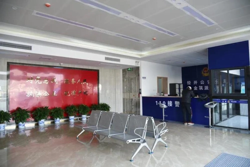 服务大厅新址外观现在,小编带你看看金筑派出所的"新家"位置在金竹