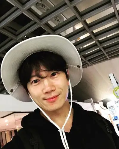 点赞  评论  颜值演技双在线的池欧巴～ 0 1 牛躺躺啊-  发布到  池晟