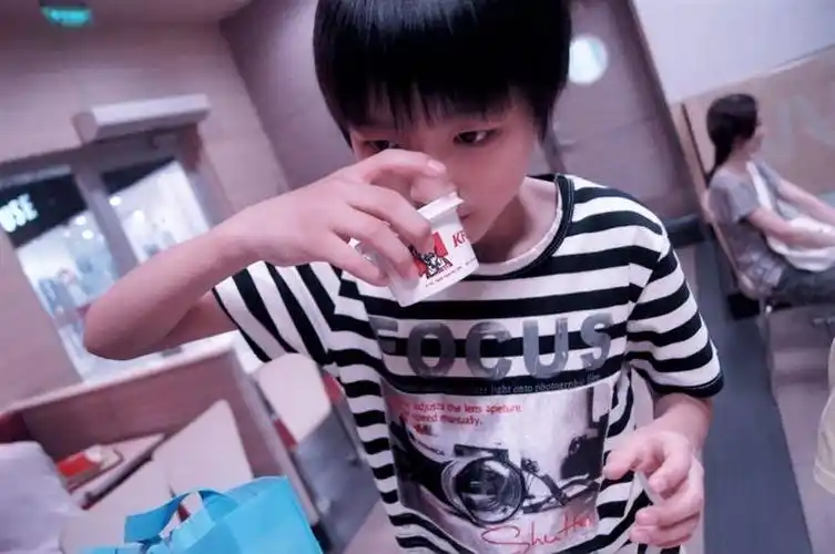 tfboys-王俊凯 小时候真的是个好看的小孩儿吖