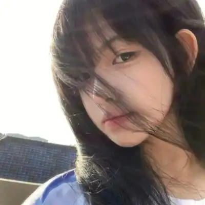 素颜比较真实的头像女高清照片_女生头像_头像屋