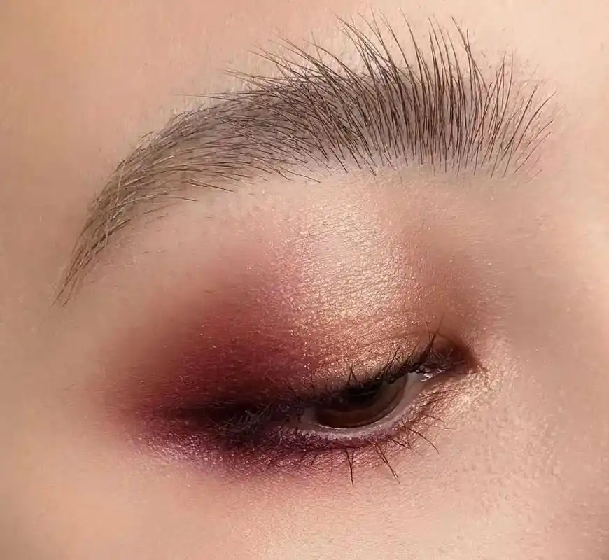 dongtian academy 课堂作品 近期烟熏眼影演示 - 抖音