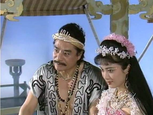 90版《封神榜》罕见剧照曝出,看到演员服装时:导演真会玩!