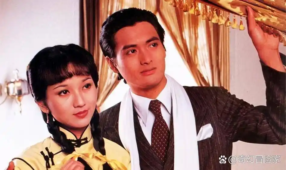 周润发向郑少秋惊世一跪 周润发因拍摄了tvb电视剧《上海滩》成为了无