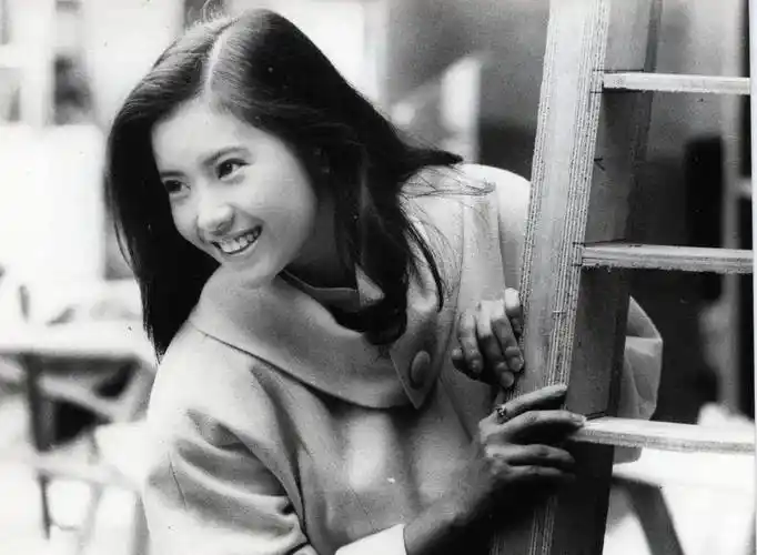 tvb力捧,与周星驰搭戏,1994年之后,蓝洁瑛为何成到无戏可拍_陈自强