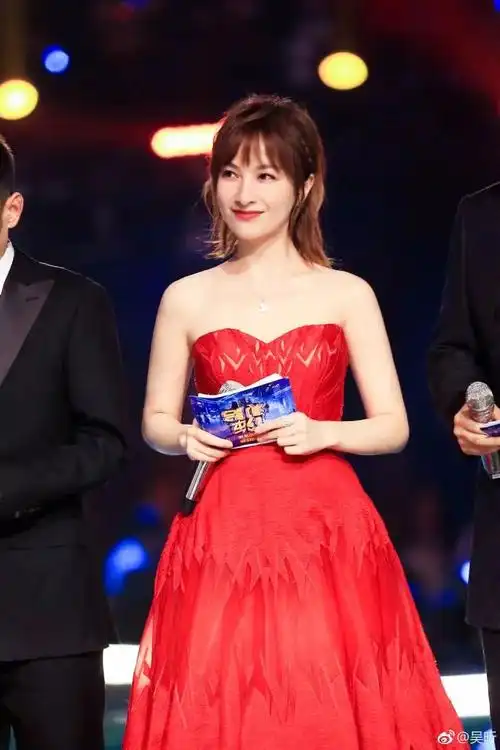 吴昕在快乐大本营主持11年如何把生活过成自己想要的样子