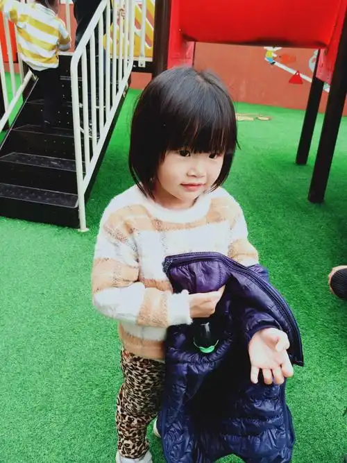 第五周宝贝日常生活照!