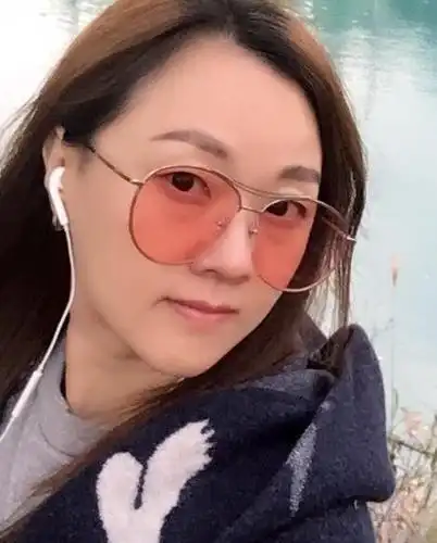 王自健自曝被前妻扇上百耳光患深度抑郁"家暴女"被扒是散打冠军