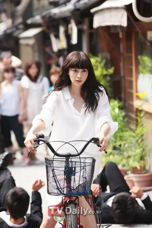 【2010.09.29】【影视】李娜英时隔六年回归荧屏 变身打女令人期待