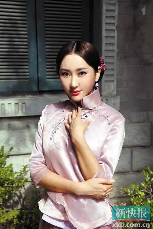 由《铁梨花》导演郭靖宇执导,杜若溪领衔主演的电视剧《天下第一军》