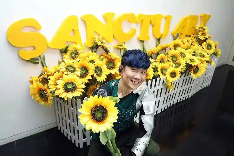 jj林俊杰第26场圣所东莞唱响多次提醒观众注意安全让观众倍感暖心