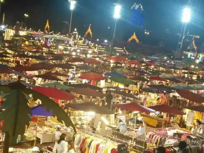 唯一网红~赶摆夜市