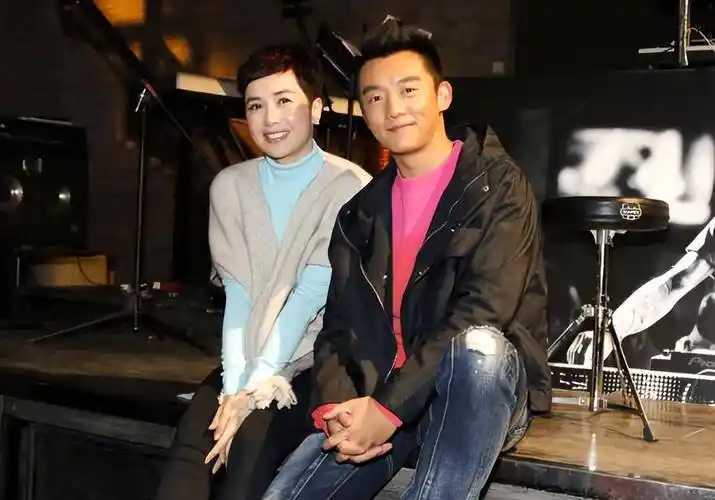 "包养门"事件又一次升级,这一次,57岁的蒋雯丽不再被世界宽容_刘晓庆