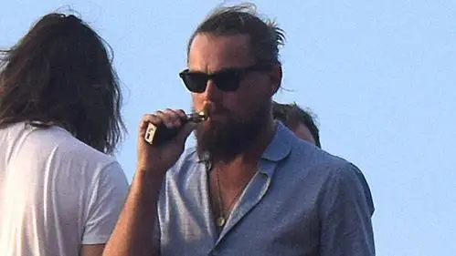 莱昂纳多的阴暗面未交过23岁以上的女友万人迷的多副面孔