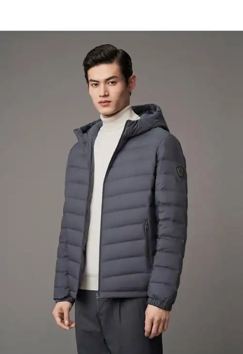 波司登2021秋季新款轻薄系列男羽绒服轻便纯色拉链连帽90绒百搭轻柔短