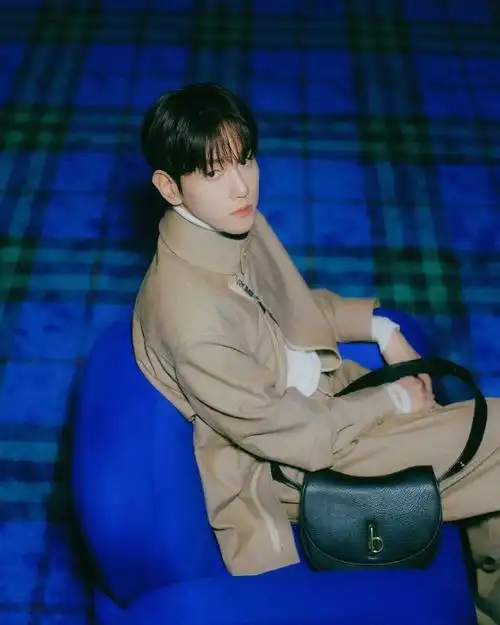 超话@baekhyunee7#边伯贤#bbh bbx  240628【baekhyunee_exo】ins更新