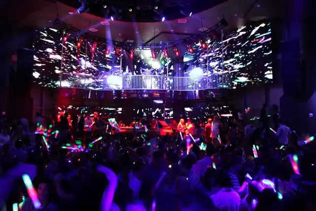 迪厅装修效果图5/5