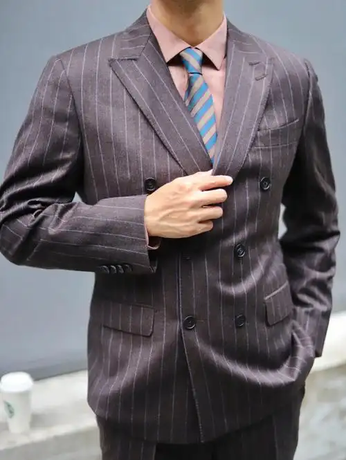 正装控们,秋冬季节到了 是不是又入手了好几套充满腔调的西装呢