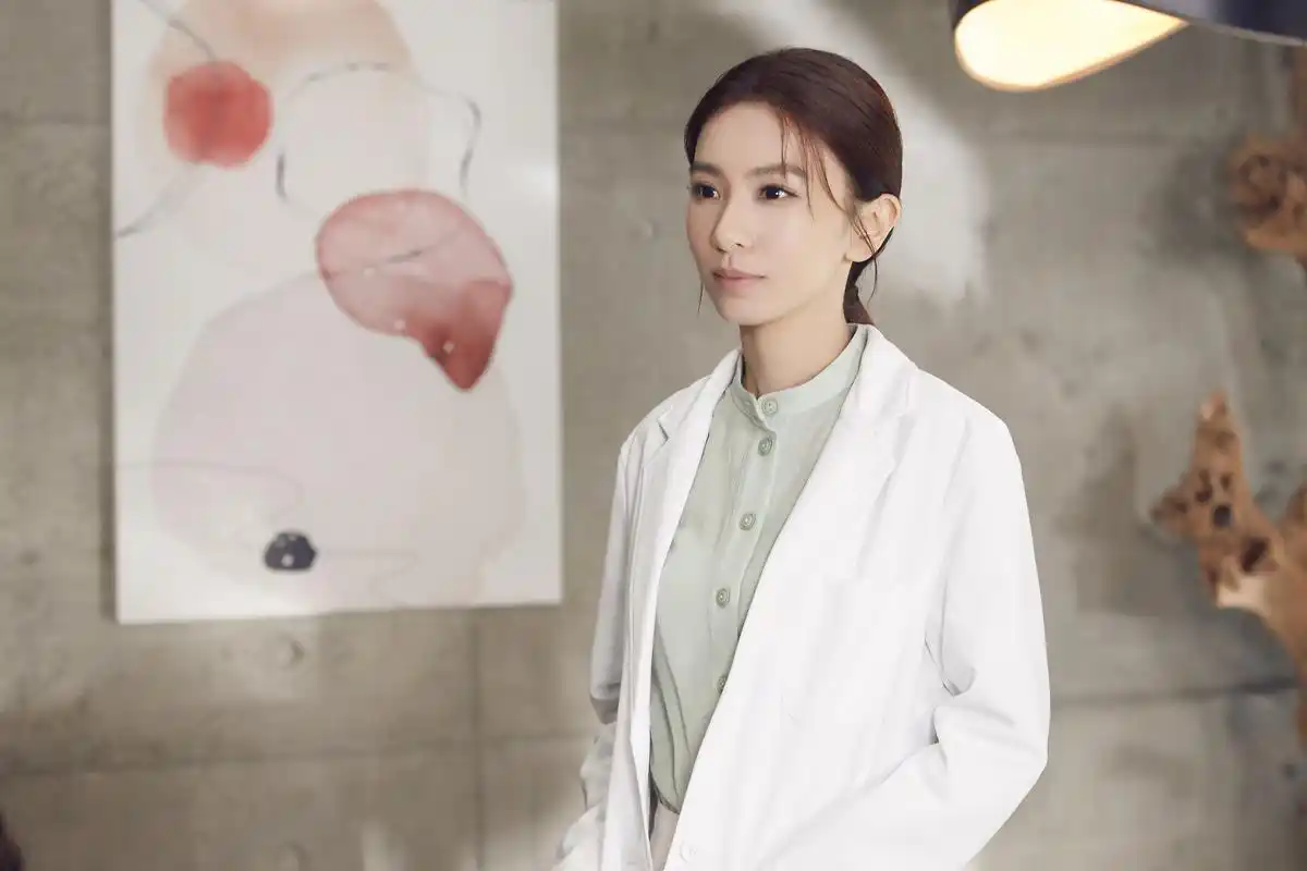 《悬日》mv田馥甄诠释情逝两难局 许光汉连手飙戏