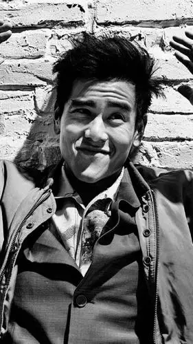 彭于晏的黑白人生,不一样味道