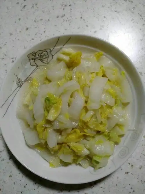 爱跳舞的喵喵做的清炒黄芽白