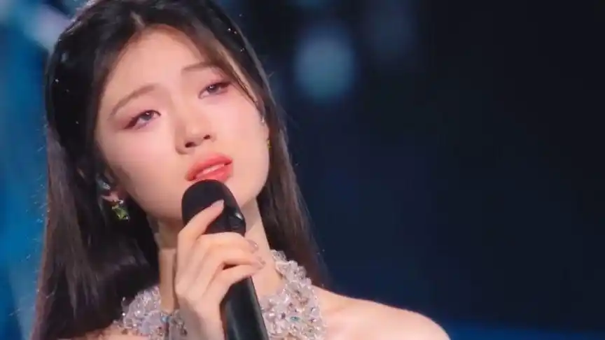 单依纯才是收视王牌!2023又唱火了一首歌,网友:耳朵又怀孕了