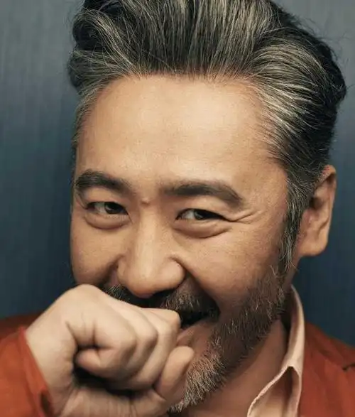 中国最帅大叔吴秀波迷倒万千少女和万千女人