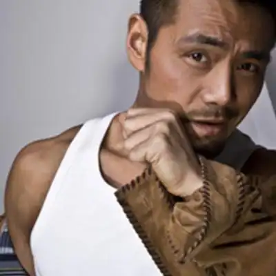 【图】邵兵肌肉图片曝光 揭肌肉是怎么练成的