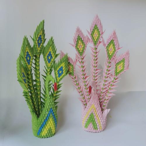 纸缘手工三角插孔雀材料包学生立体纸艺作品半成品折纸粉色孔雀