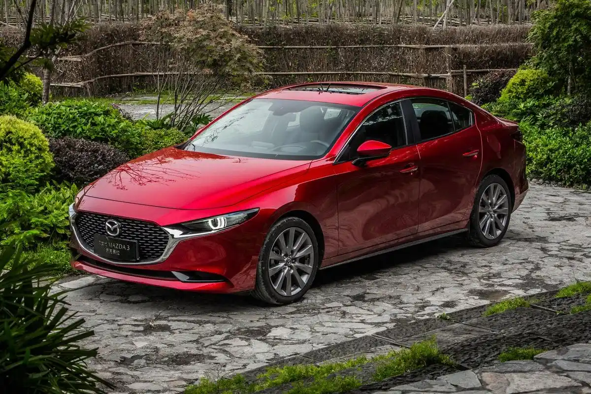次世代mazda3昂克赛拉:浑然天成的"高级感"