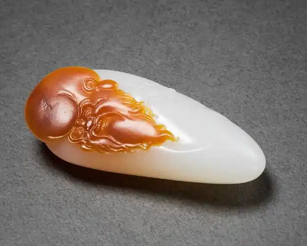 新疆和田玉籽料寿星挂件