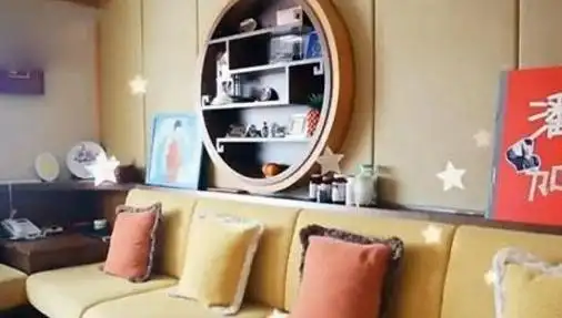 晒晒潘玮柏住的豪宅,如今还住老旧过时的房子,生活太简朴了