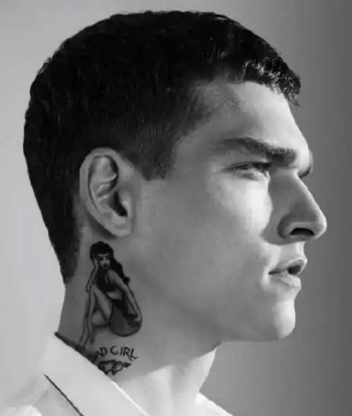 国字脸男生适合什么发型,男生国字脸适合的发型