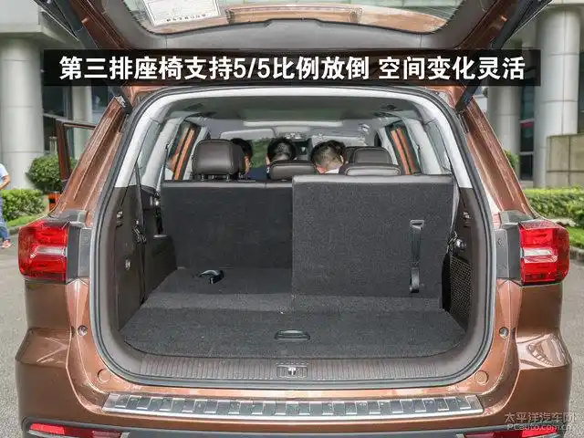 作为7座suv后备厢空间较好荣威rx8 2018款 30t 智联网四驱至尊版 7座