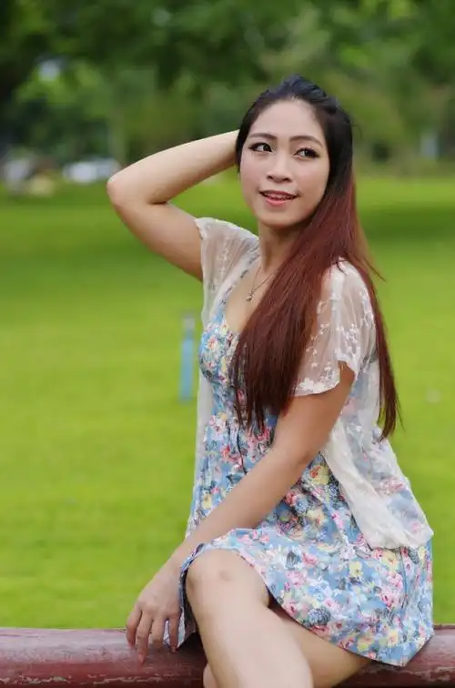 邻家媳妇 - 馨雅居温馨苑 - 馨雅居温馨苑的博客