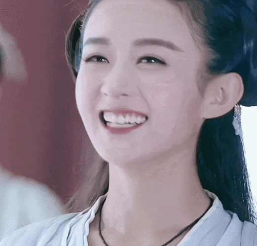 赵丽颖高调宣布喜讯今晚的瓜内娱羡慕不来