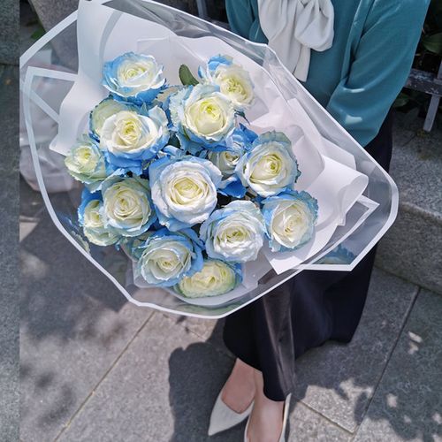 2021网红碎冰蓝玫瑰花束 重庆鲜花同城速递 送女友闺蜜生日礼物