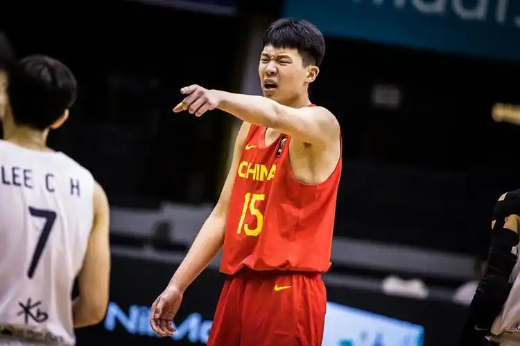 中国篮协青训总监张斌正视差距狠抓青训